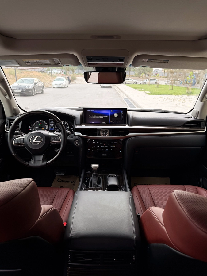 Lexus LX, 2021 — фото 8 из 12