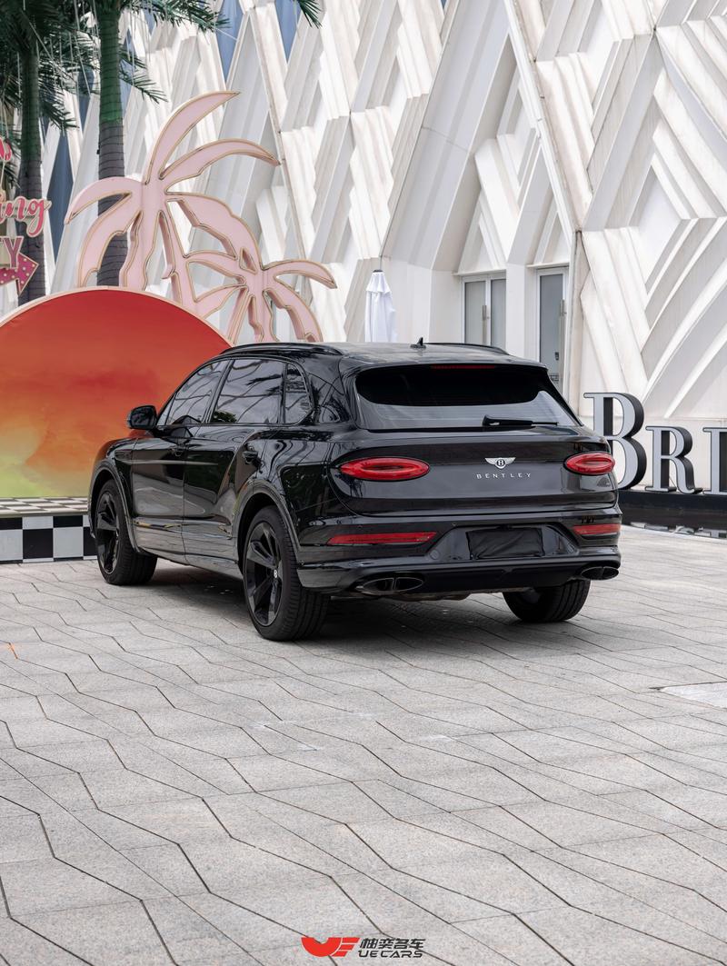 Bentley Bentayga, 2024 — фото 5 из 12