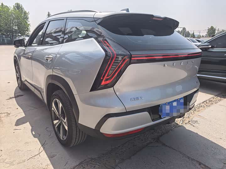 Geely Atlas L, 2025 — фото 9 из 9