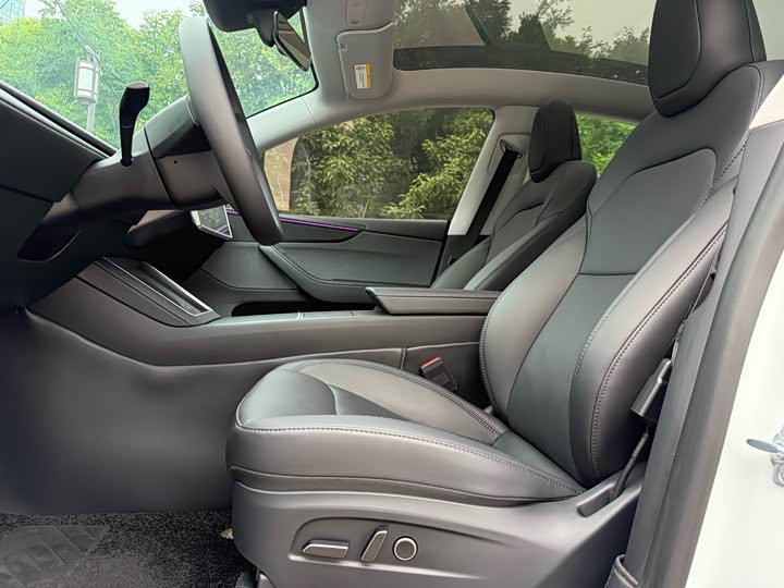 Tesla Model Y, 2024 — фото 9 из 9
