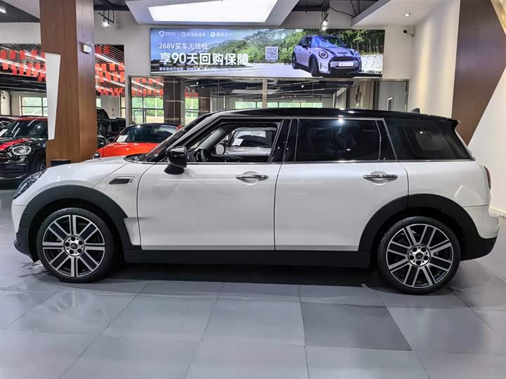 Mini Clubman, 2024 — фото 3 из 9