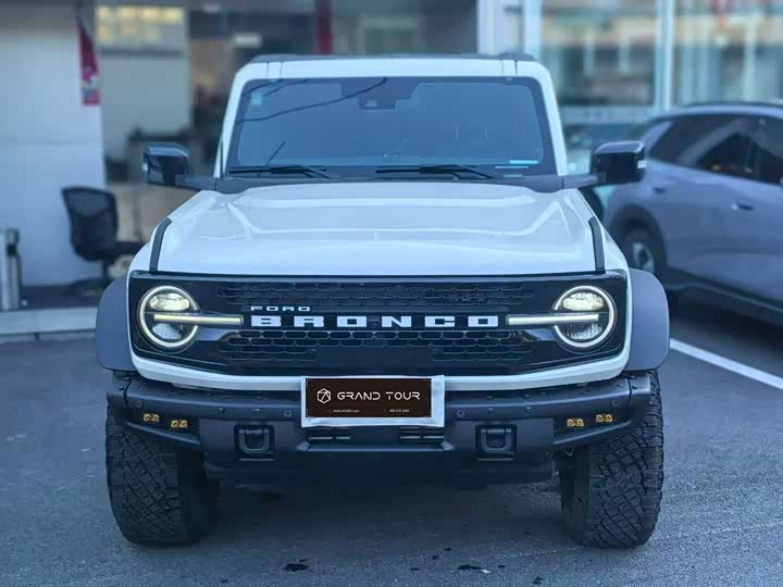 Ford Bronco, 2024 — фото 2 из 9