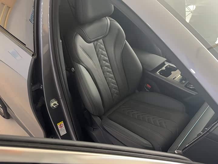 BYD Song L DM-i Hybrid, 2024 — фото 3 из 9