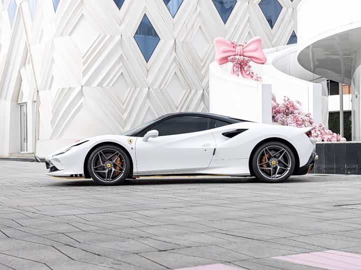 Ferrari F8, 2023 — фото 7 из 9