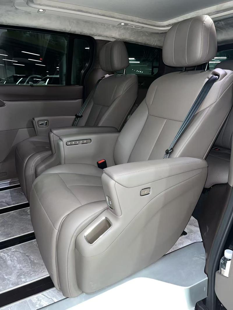 BAIC Arcfox Wendao V9, 2026 — фото 9 из 10