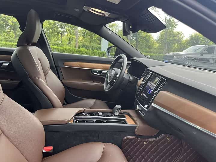 Volvo S90, 2024 — фото 6 из 9