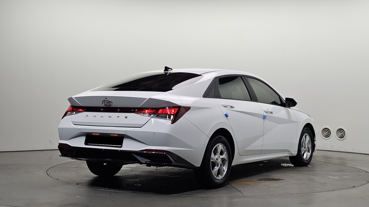 Hyundai Avante, 2022 — фото 2 из 12
