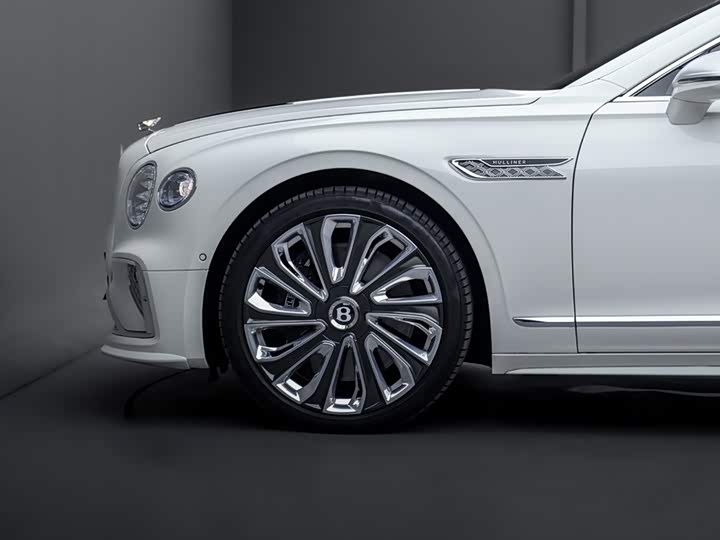 Bentley Flying Spur Hybrid, 2025 — фото 5 из 9