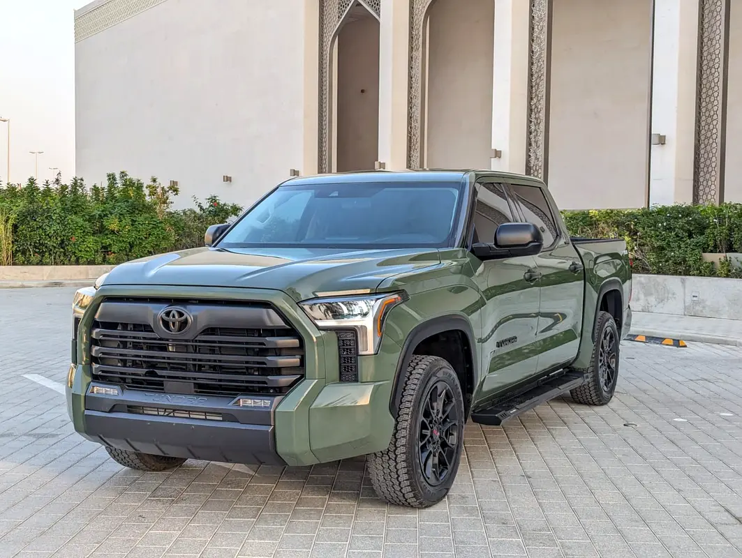 Toyota Tundra, 2023 — фото 2 из 10