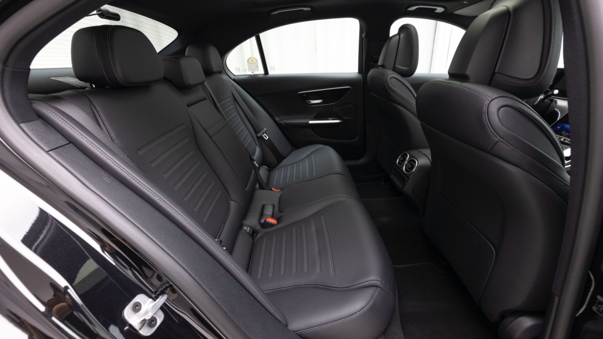 Mercedes-Benz C-Class, 2025 — фото 10 из 12