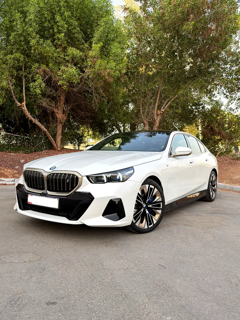 BMW i5, 2026 — фото 2 из 10