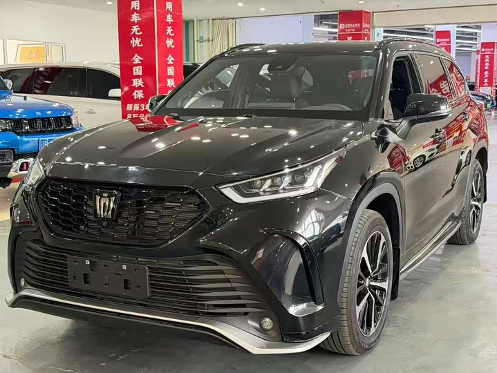 Toyota Crown Kluger, 2024 — купить в Калуге под ключ
