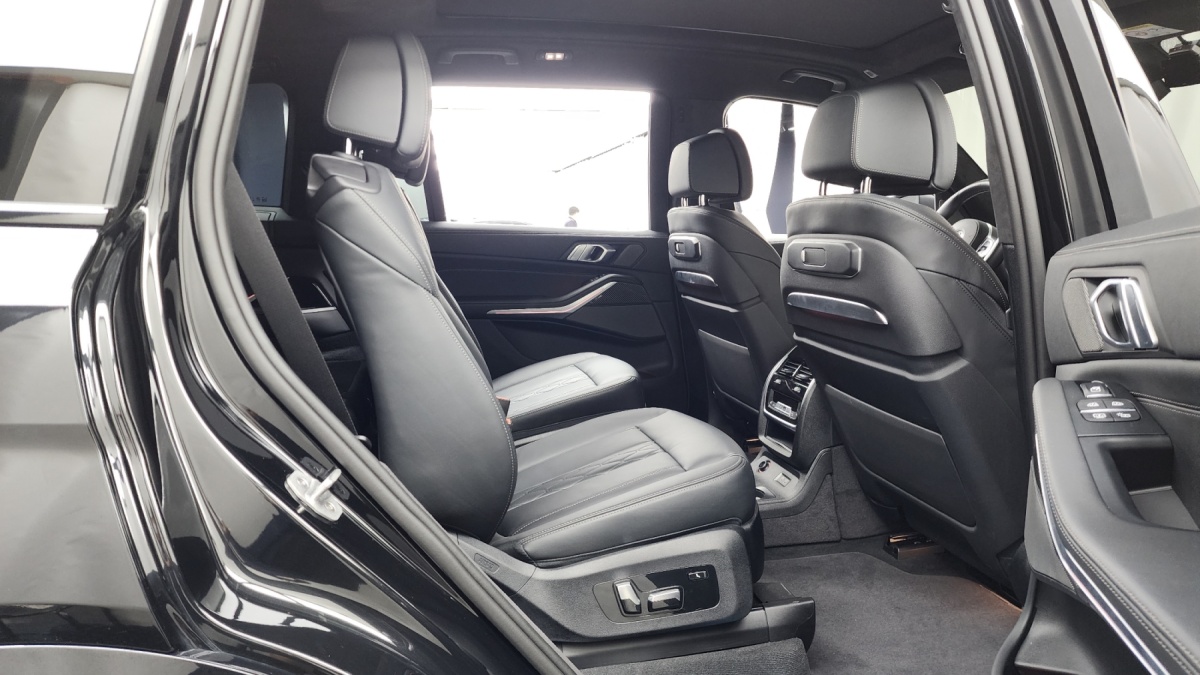 BMW X7, 2025 — фото 11 из 12