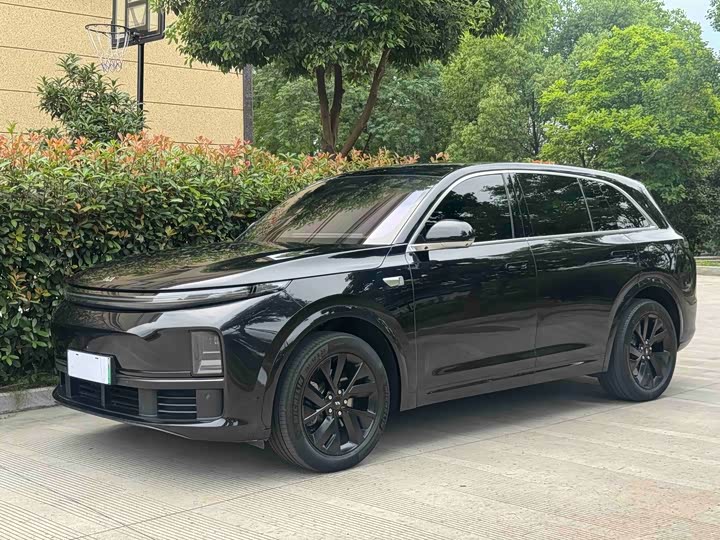 LiXiang L7, 2024 — купить в Иванове под ключ