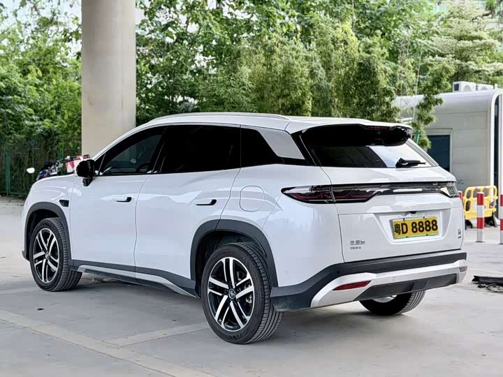 BYD Song L DM-i Hybrid, 2025 — фото 9 из 9