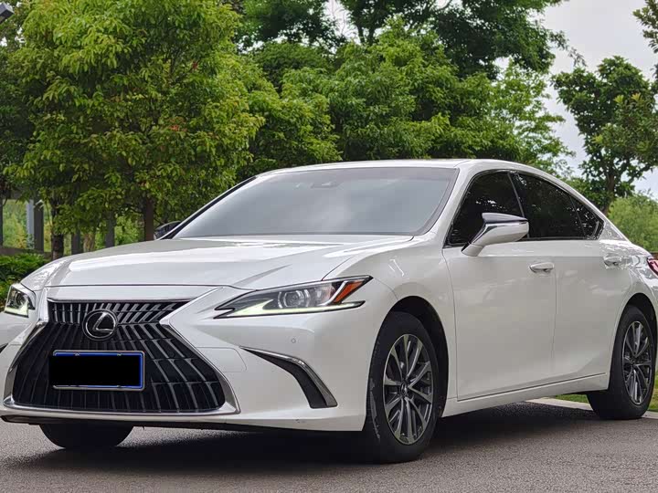 Lexus ES, 2022 — купить в Ижевске под ключ