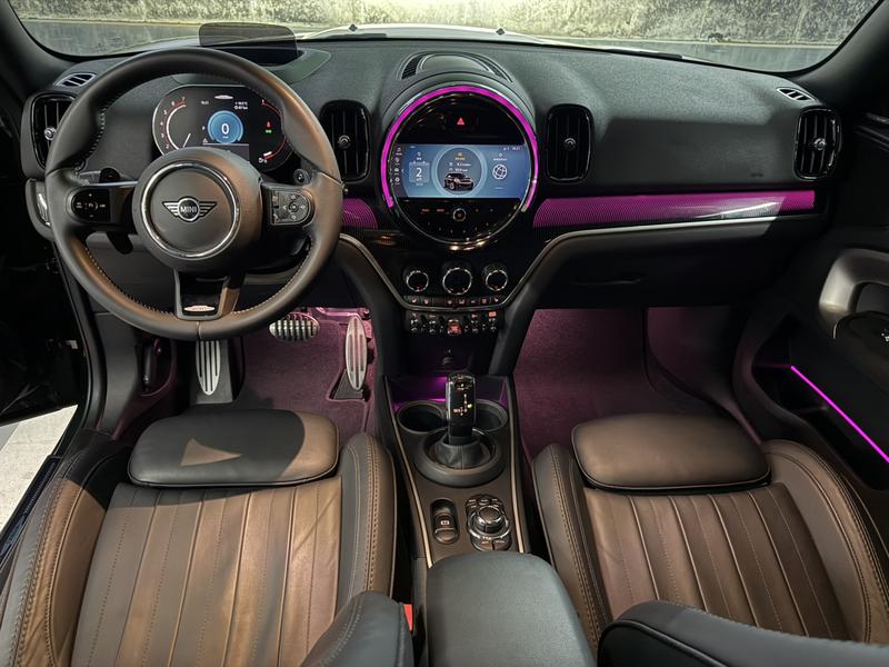 Mini Countryman JCW, 2023 — фото 6 из 11