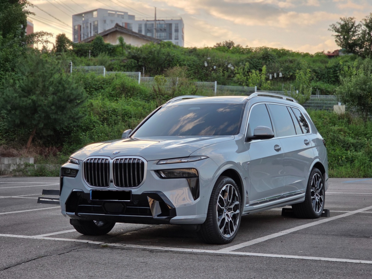 BMW X7, 2025 — купить в Уфе под ключ