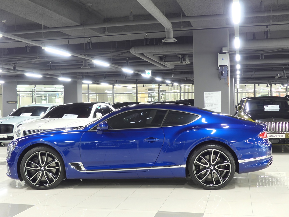 Bentley Continental GT, 2022 — фото 2 из 12