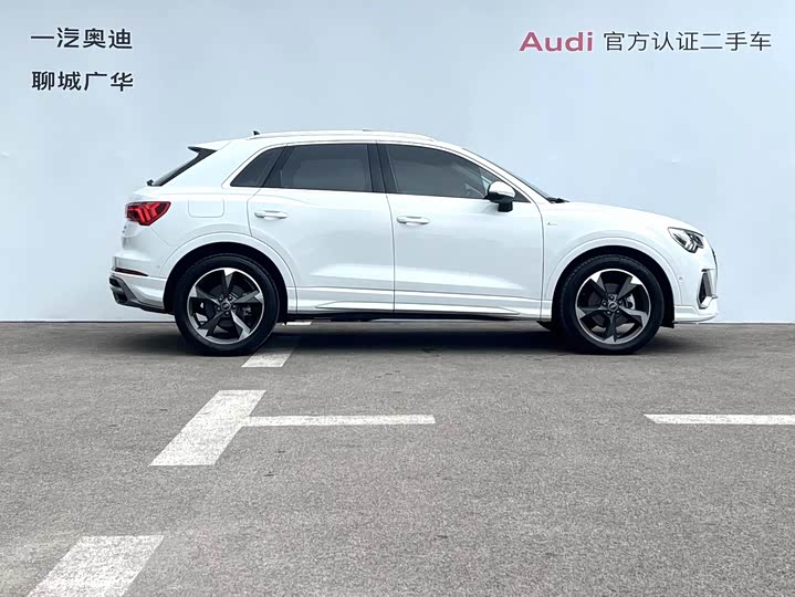 Audi Q3, 2024 — фото 3 из 9