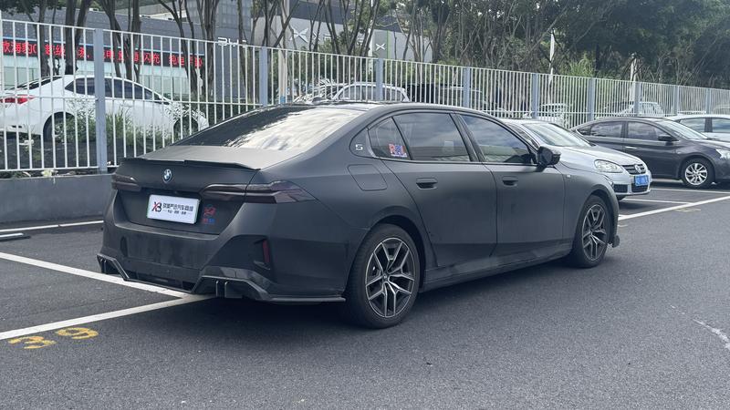 BMW i5, 2024 — фото 6 из 12
