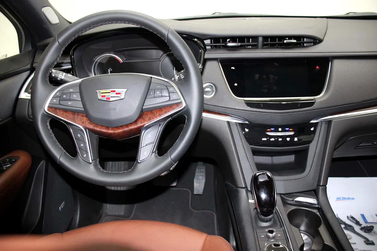 Cadillac XT5, 2025 — фото 7 из 9
