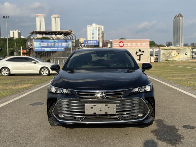 Toyota Avalon, 2021 — фото 2 из 12