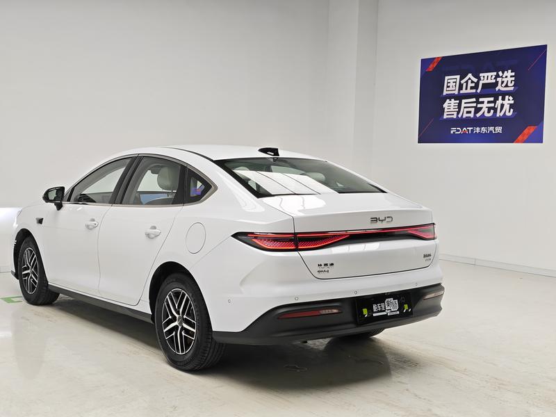 BYD Seal 05 DM-i Hybrid, 2024 — фото 5 из 12