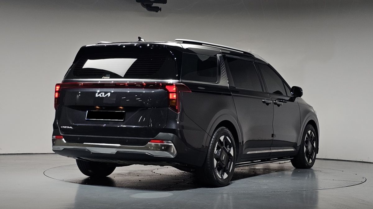 Kia Carnival, 2025 — фото 2 из 12