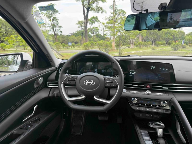 Hyundai Elantra N line, 2025 — фото 10 из 12