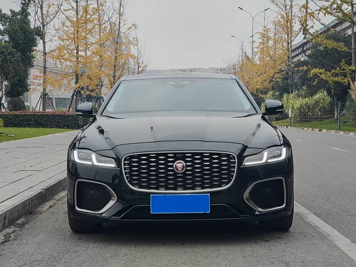 Jaguar XF L, 2025 — фото 2 из 9