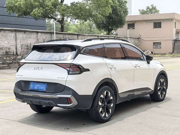 Kia Sportage, 2022 — фото 4 из 9