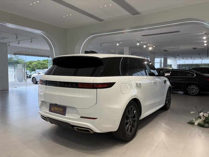 Land Rover Range Rover Sport, 2023 — фото 6 из 12