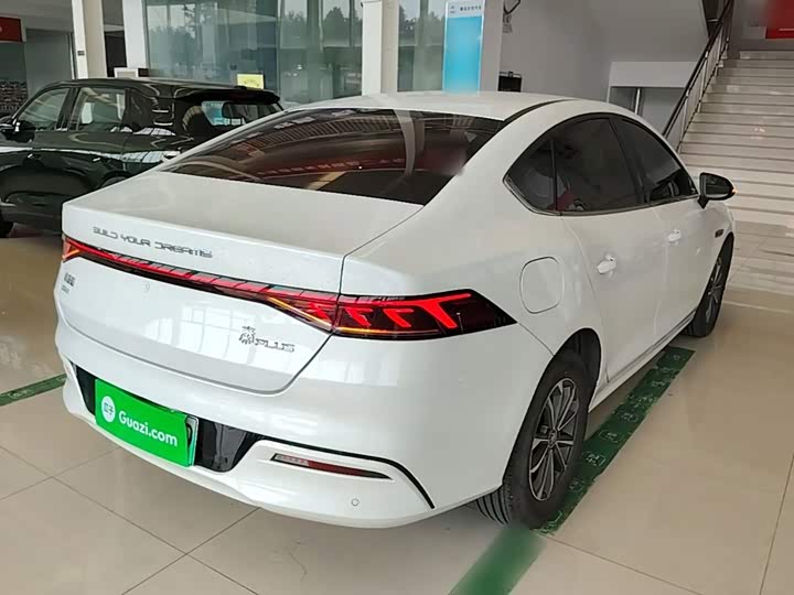 BYD Qin Plus, 2024 — фото 7 из 9