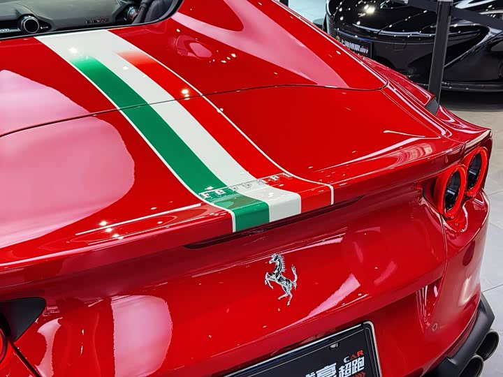 Ferrari 812, 2024 — фото 7 из 9