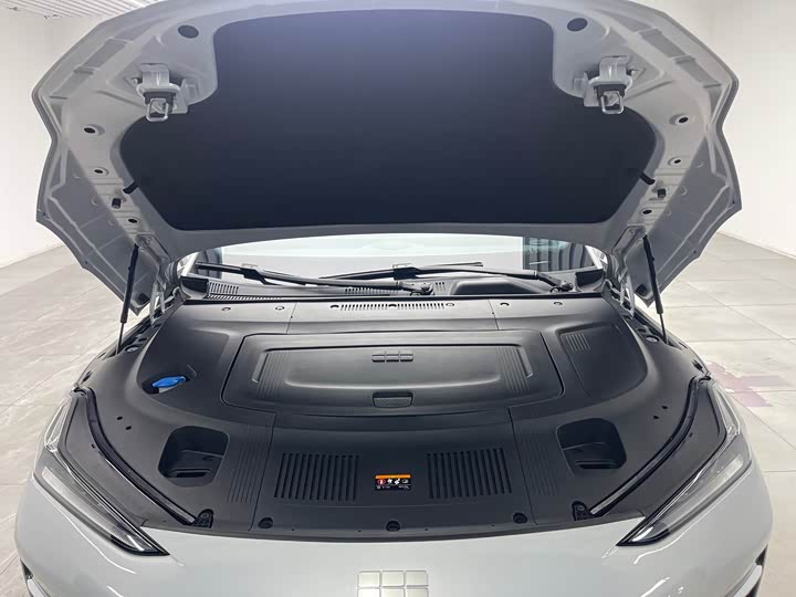 Geely Galaxy E8, 2024 — фото 9 из 9