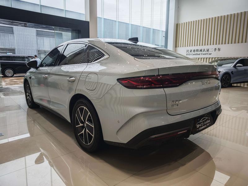 BYD Qin L, 2024 — фото 4 из 12