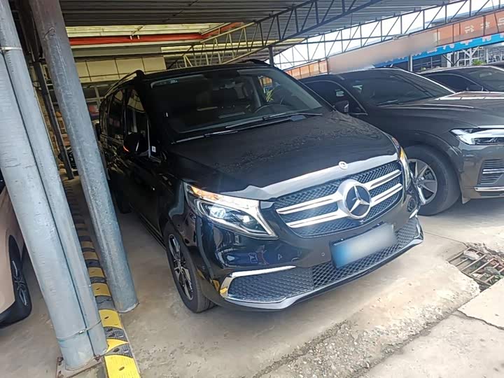 Mercedes-Benz V-Class, 2022 — фото 4 из 9