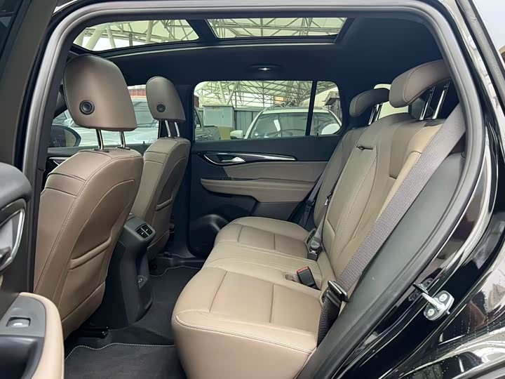 Buick Envision Plus, 2023 — фото 5 из 9