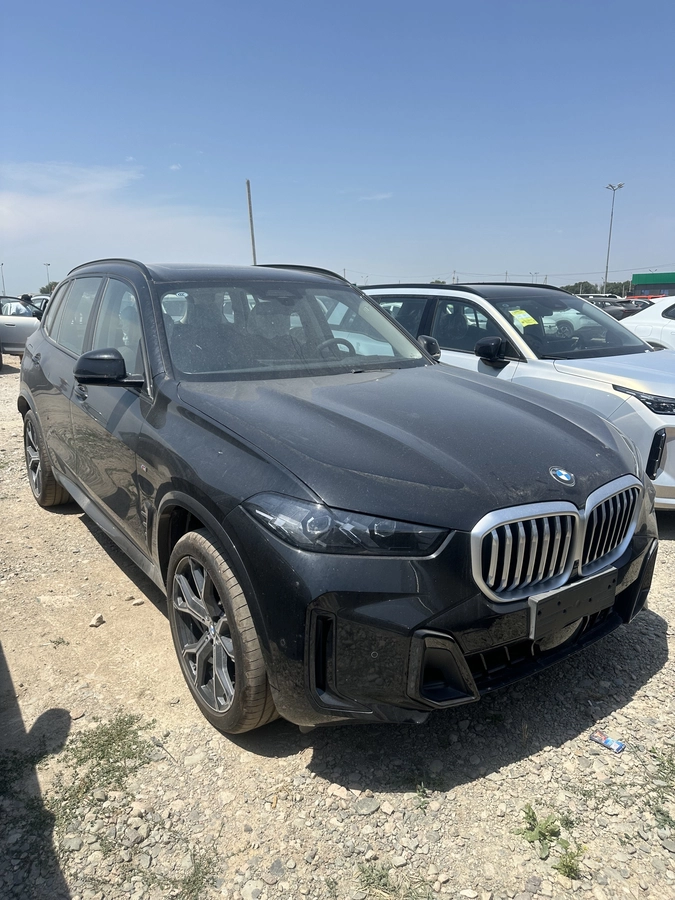 BMW X5, 2026 — фото 2 из 10