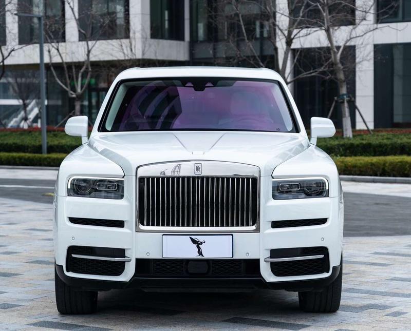 Rolls-Royce Cullinan, 2023 — фото 2 из 10