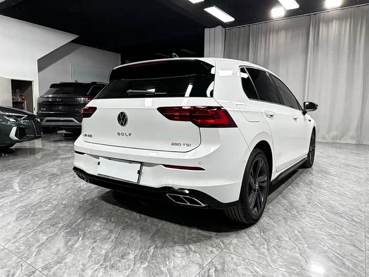 Volkswagen Golf, 2022 — фото 6 из 9
