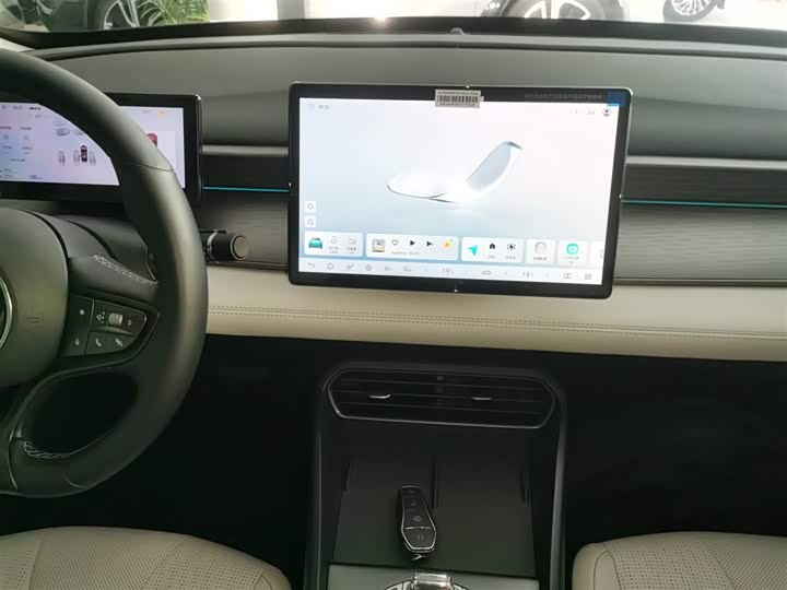 BYD Seal 05 DM-i Hybrid, 2024 — фото 9 из 9