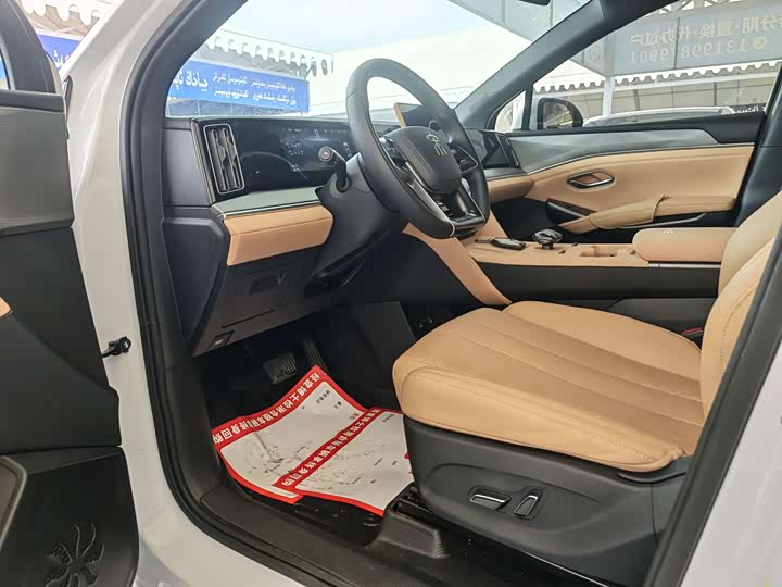 BYD Song L DM-i Hybrid, 2024 — фото 4 из 9