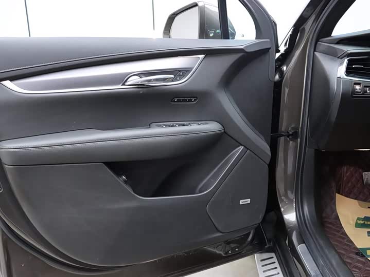 Cadillac XT6, 2022 — фото 8 из 9