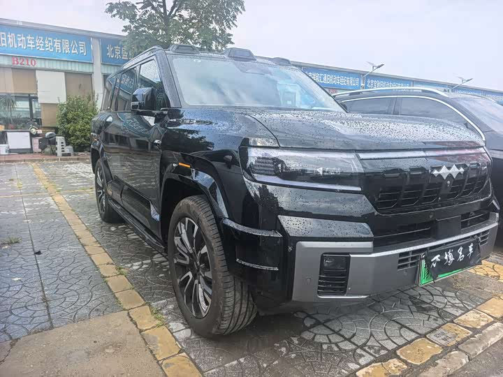 BYD FangChengBao Leopard 8, 2026 — фото 3 из 9