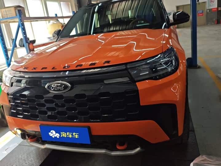 Ford Explorer, 2024 — фото 2 из 9