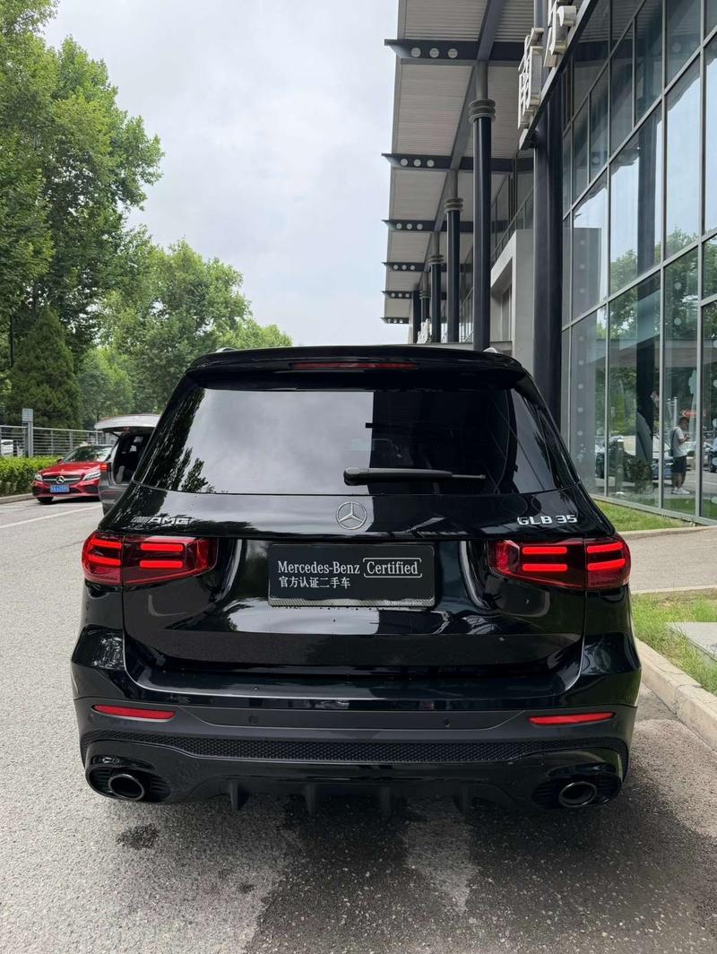 Mercedes-Benz GLB-Class AMG, 2025 — фото 5 из 12