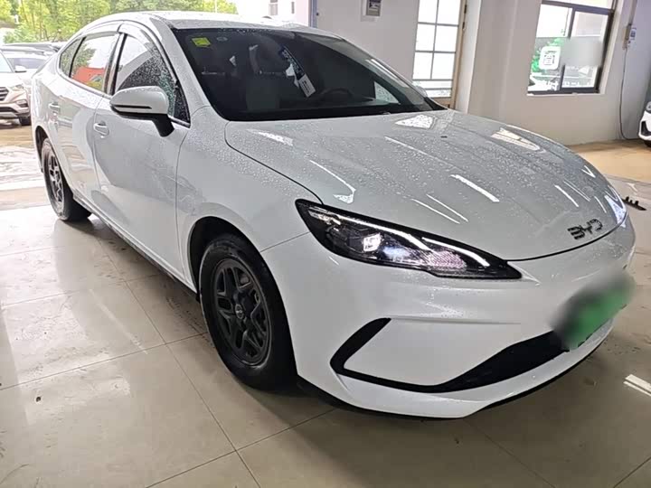 BYD Seal 05 DM-i Hybrid, 2025 — фото 4 из 9