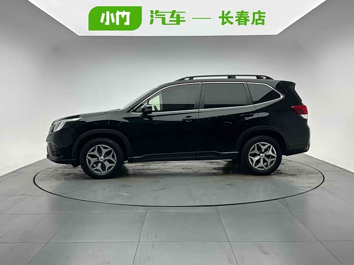 Subaru Forester, 2022 — фото 3 из 9